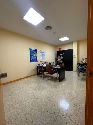 Local comercial en venta en Montesa en Esplugues de Llobregat