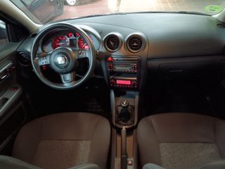 SEAT Ibiza 1.4 16v 85cv Hit