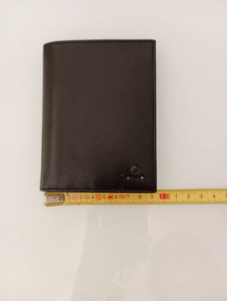 Billetera de piel Negra