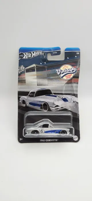 Hot Wheels 1962 Corvette Vintage Racing Club