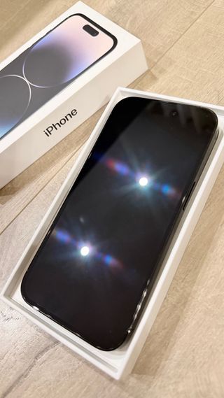 iPhone 14 Pro + 2 fundas Guess de regalo