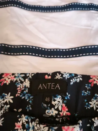 Pantalón marca Antea talla 46 y camiseta Zendra XL