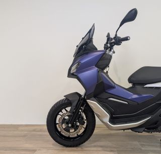 APRILIA SR GT 125   (modelo actual) 2024