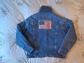 Chaqueta Levi's vaquera borrego