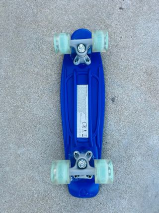 Monopatín Patinete Skate Azul Ruedas Transparentes