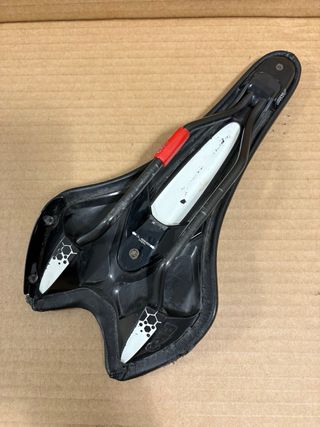 PRO Falcon Carbono Sillin 132mm PVP 160€!