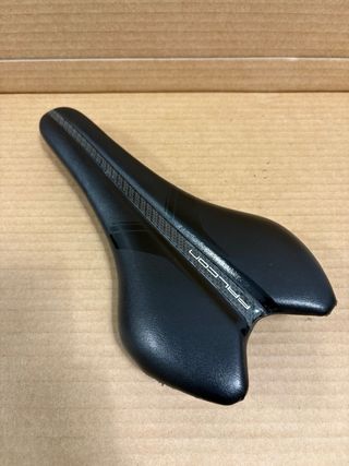 PRO Falcon Carbono Sillin 132mm PVP 160€!