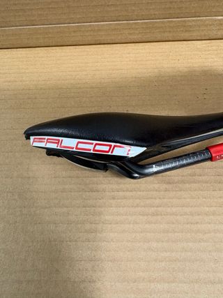 PRO Falcon Carbono Sillin 132mm PVP 160€!