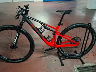 Bicicleta BMC casi nueva - 8 meses