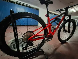 Bicicleta BMC casi nueva - 8 meses