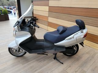 Suzuki Burgman 650 Plata