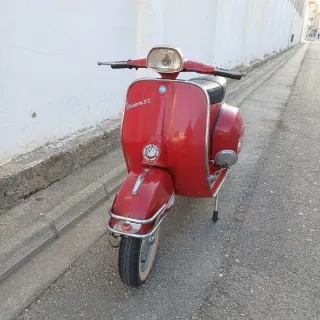 Vespa 160 GT Roja 1978