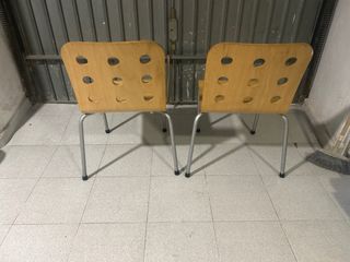 Pareja Sillas Diseño Madera y Metal