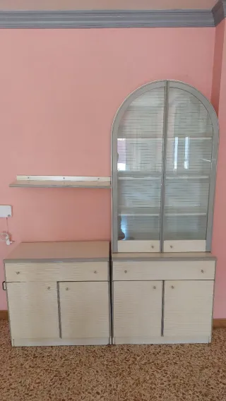 Muebles de comedor color blanco y gris,buen estado