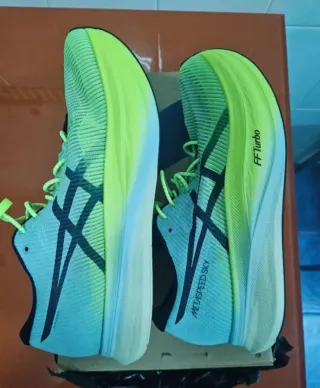 Zapatillas Asics Metaspeed Sky Plus