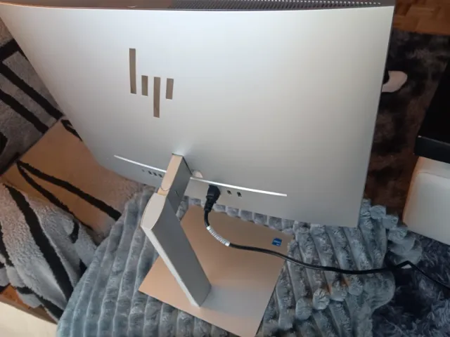 HP EliteOne 840 G9 All-in-one Pantalla tactil