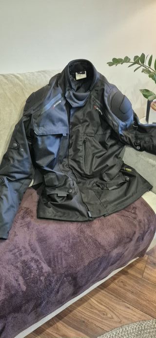 Chaqueta de Moto Negra