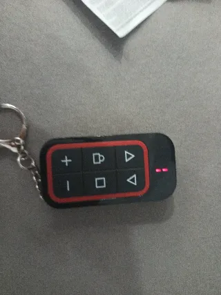 Mando Duplicador Garaje 8 Canales