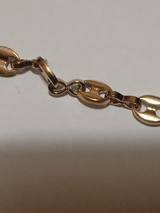 Collar de granos de café chapado en oro 18K