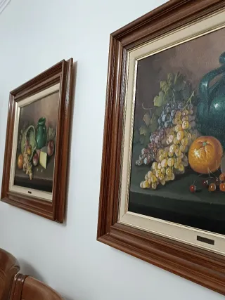Dos bodegones enmarcados