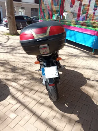 Kawasaki Versys 650cc Negra
