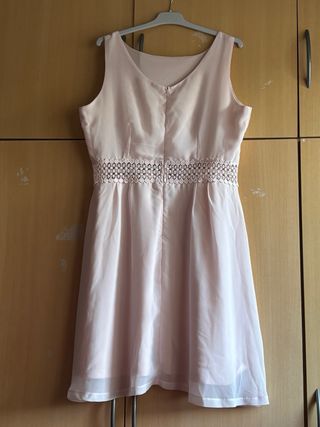 Vestido rosa palo con detalles