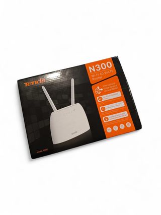 ROUTER 4G LTE TENDA 300 CON CAJA Y CARGADOR