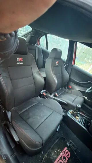 SEAT Leon Cupra r 210 2002