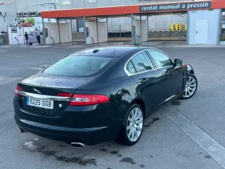 Jaguar XF 2009