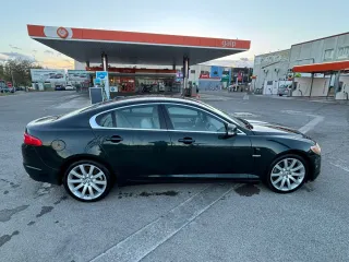 Jaguar XF 2009