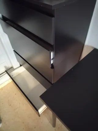 Cómoda Negra Ikea