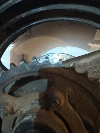 Rueda Trasera Suzuki GS 500 con Disco