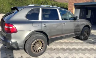 Porsche Cayenne 2010