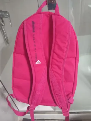 Mochila Adidas Rosa con 3 Rayas