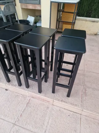 8 Taburetes Altos Madera Negros