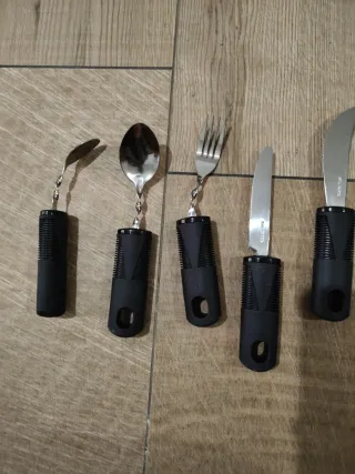 Posate adattate per mobilità ridotta