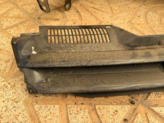 Golf V aleta y Parrilla