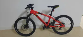 Bicicleta Rockrider Roja