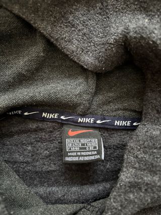 Sudadera Nike Y2K Gris