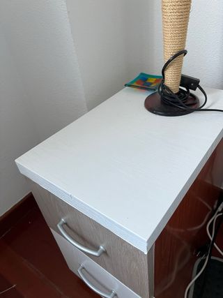 Mesita de noche 2 cajones