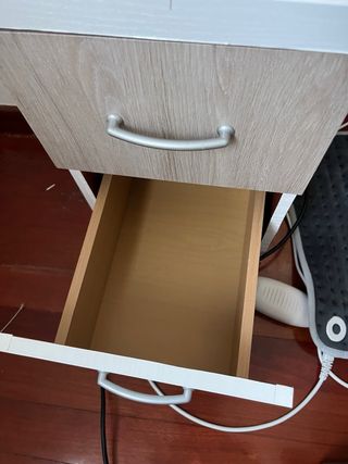 Mesita de noche 2 cajones