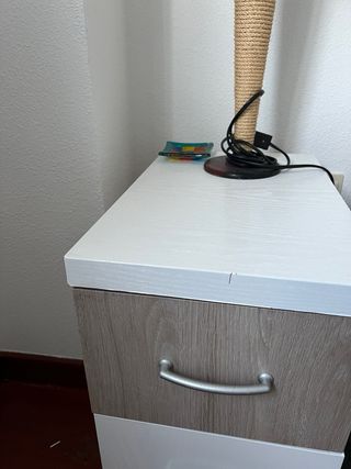 Mesita de noche 2 cajones