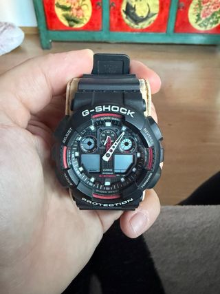 Reloj Casio G-Shock Negro y Rojo