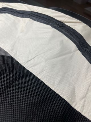 Parque plegable para perros beige y marrón