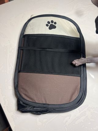 Parque plegable para perros beige y marrón