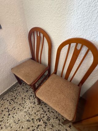 4 Sillas de Comedor Madera y Tela