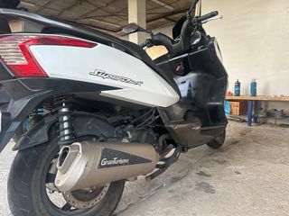 Kymco Superdrink 125cc Maxi Scooter