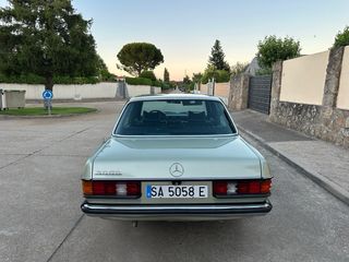 Mercedes-Benz 300 1980