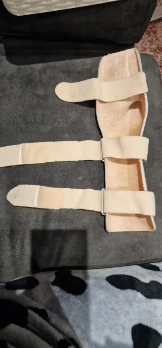 Férula mano izquierda