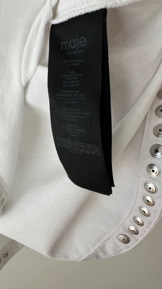 Camiseta Maje Blanca Talla S con Tachuelas